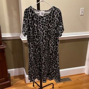 Leopard Print Short Sleeve Dress